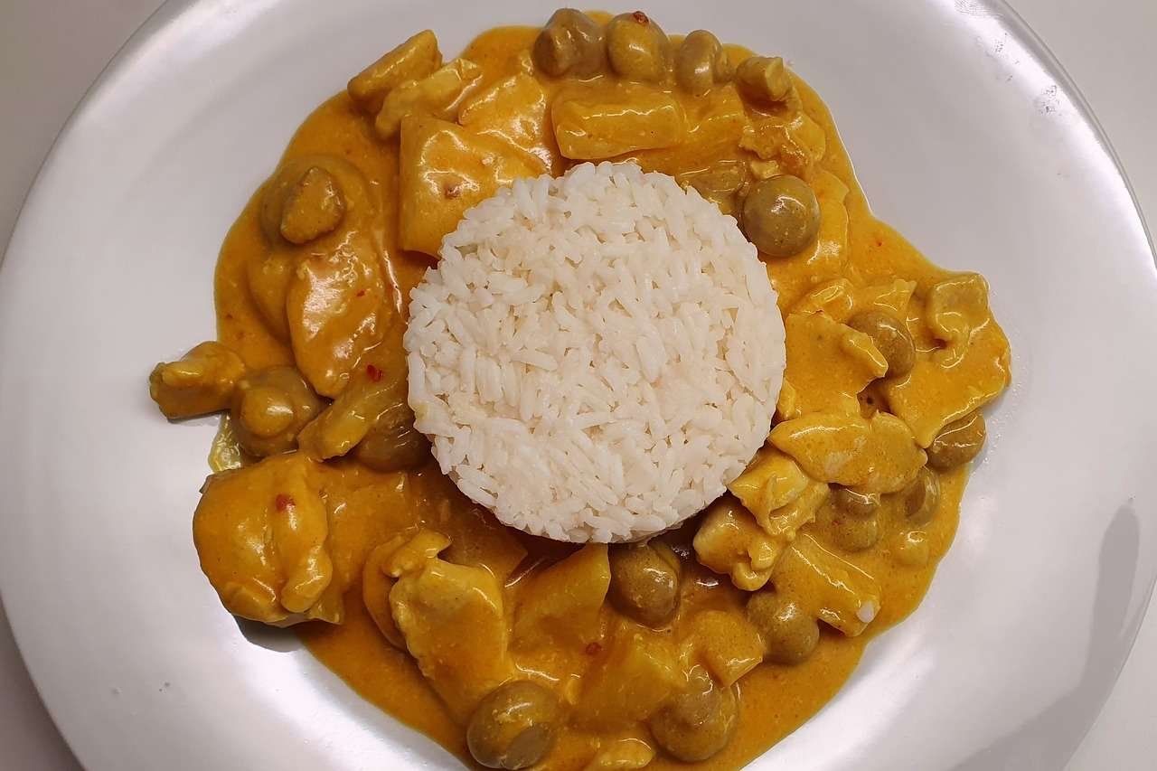 chicken-curry-g498c5557d_1280 chicken-curry-g498c5557d_1280